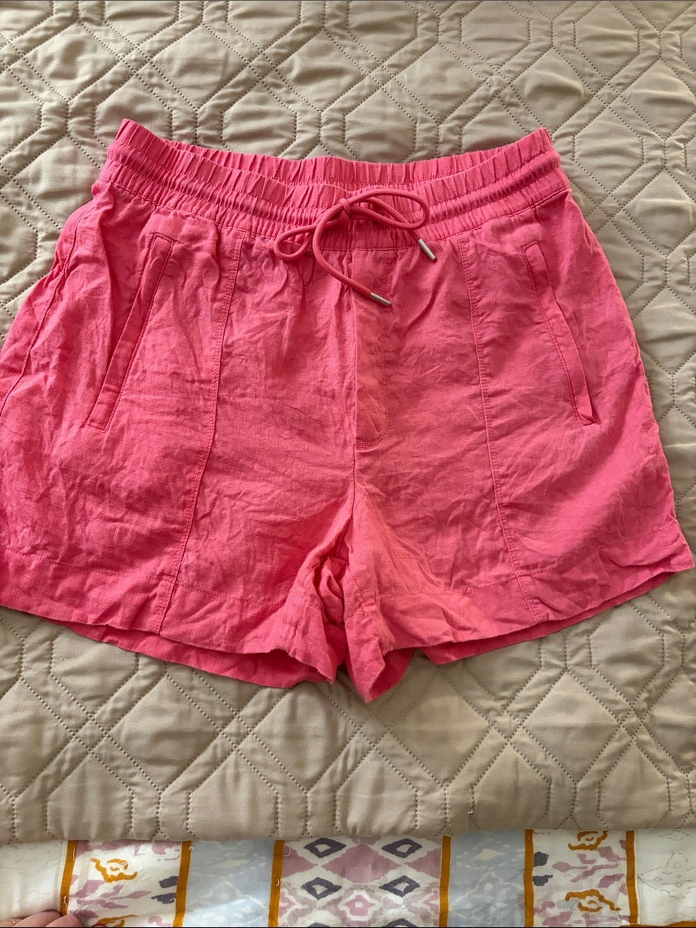Athleta Women's Pink Drawstring Linen Shorts size small
